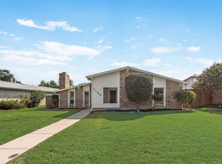 3148 Oak Hill Rd, Carrollton, TX 75007