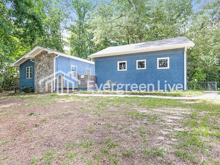 6955 Butner Rd — Photo 8
