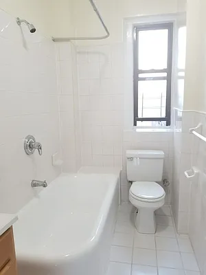 Rented by New York Residence | media 14