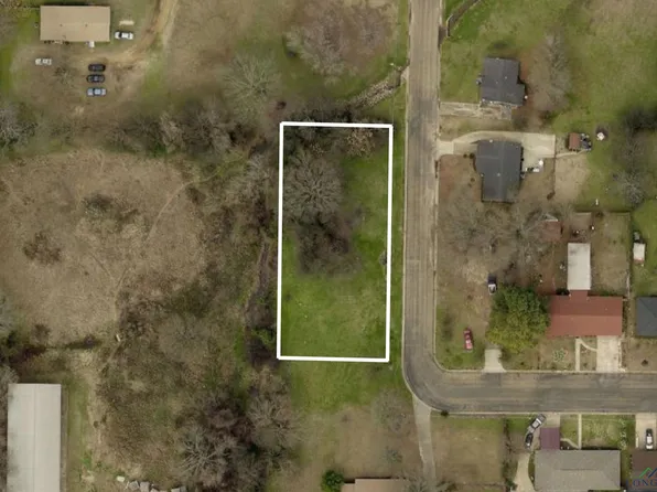 N Ellis Ave, Mount Pleasant, TX 75455