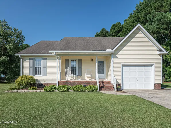 653 Fox Chase Lane, Winterville, NC 28590