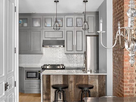 4th image of 202 W 78th St APT 1W