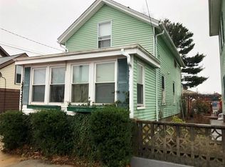 50 River St, Riverside, RI 02915