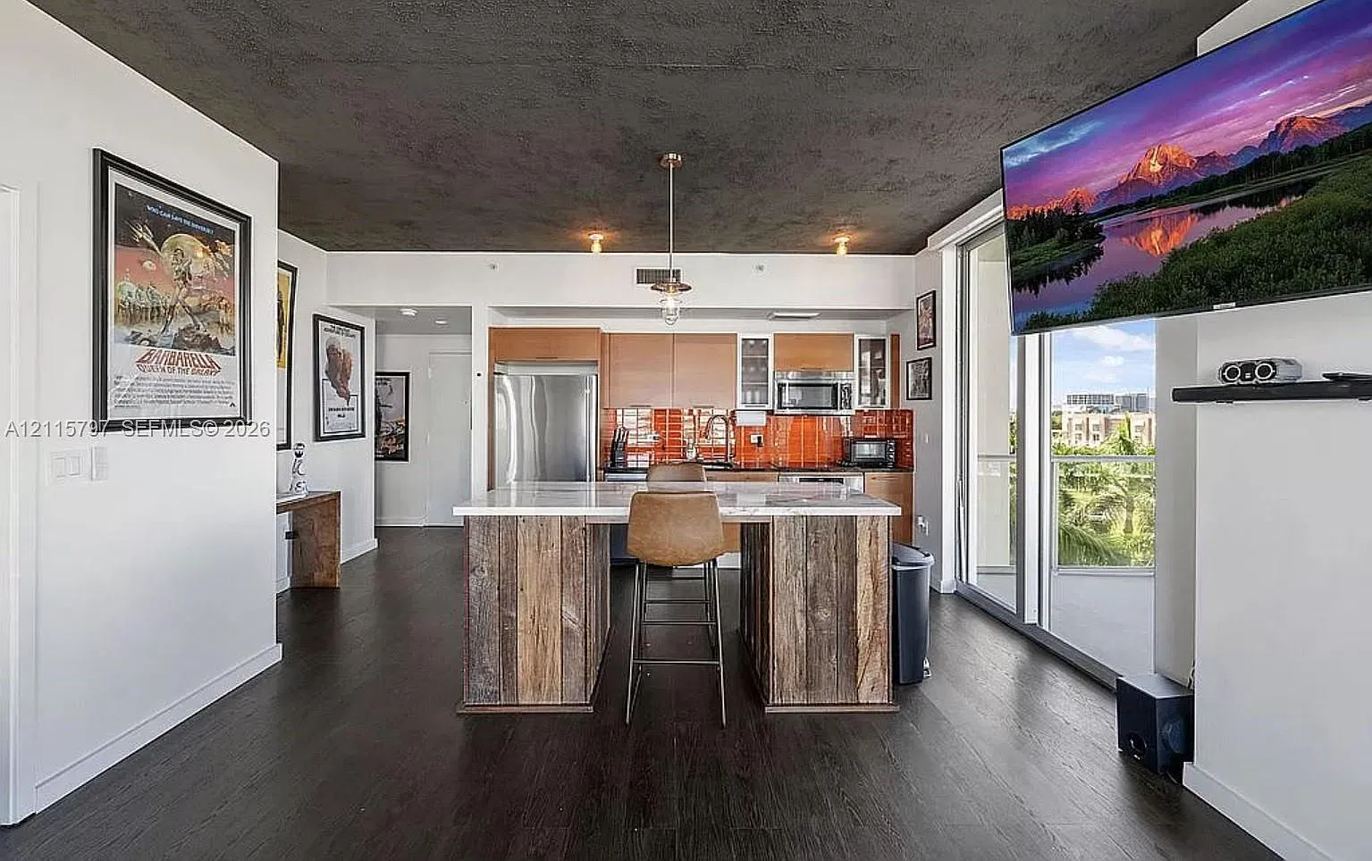 Two Midtown Miami Condo — Photo 3
