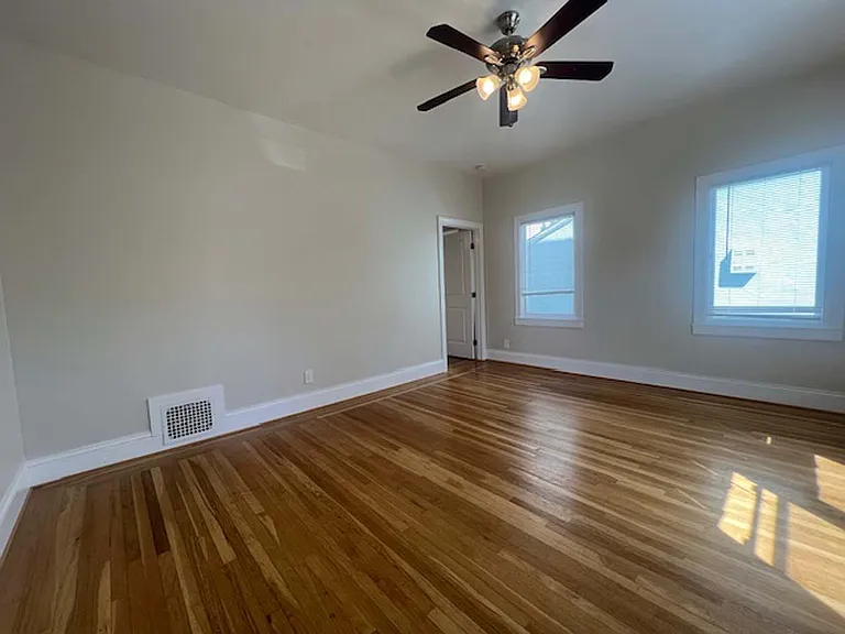 573 Wesley Ave #4 — Photo 6