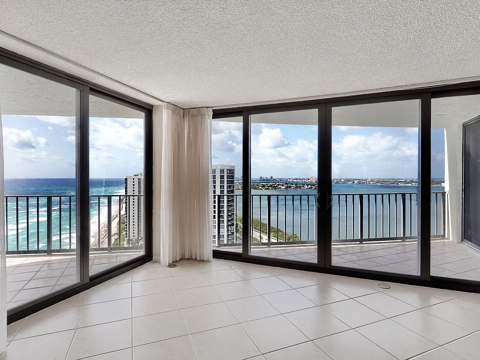5420 N Ocean Dr #2404