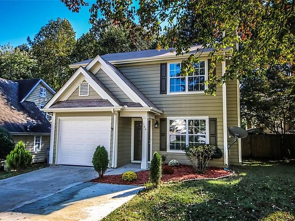 3rd image of 154 Summer Lake Dr SW