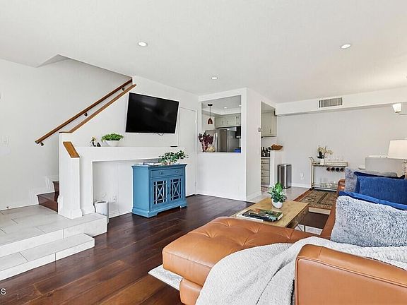 3rd image of 2680 Lake Ave APT 8
