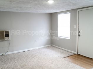 210 Clinton St, Harriman, TN 37748