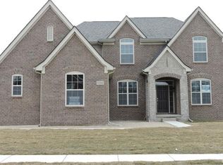 52263 Pierce Dr, Northville, MI 48167