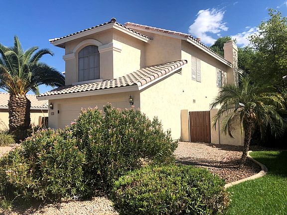 3rd image of 1331 W Canary Way