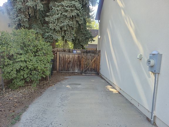 5th image of 2013 Wood Ave