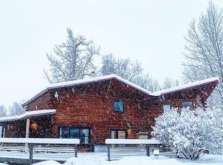 17905 E Idle Dr, Palmer, AK 99645