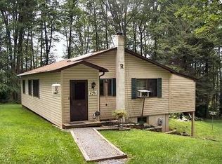 383 Ridge Rd, New Ringgold, PA 17960