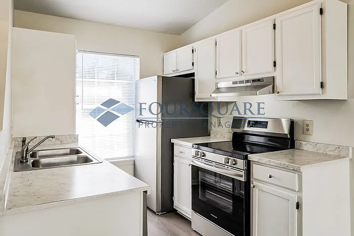 2604 Stewart Dr #B — Photo 9
