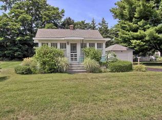 525 9th St, Frankfort, MI 49635