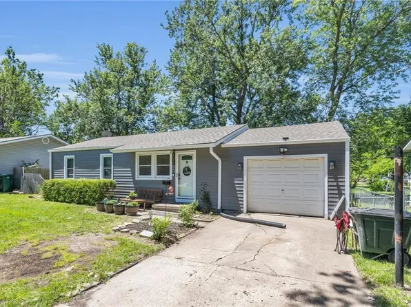 1016 S Cypress St, Ottawa, KS 66067