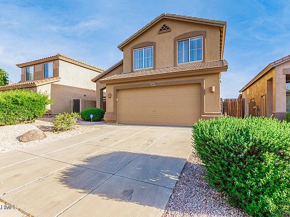 3rd image of 10447 E Hillery Dr