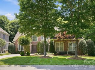 11649 James Richard Dr, Charlotte, NC 28277