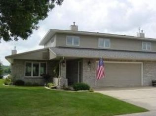 160 Salem Point Dr SW, Rochester, MN 55902