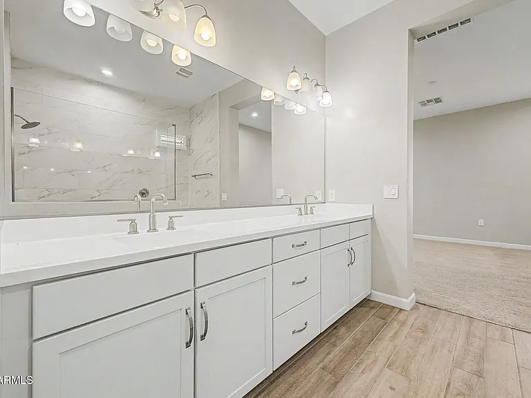 6051 E Sinclair St — Photo 12