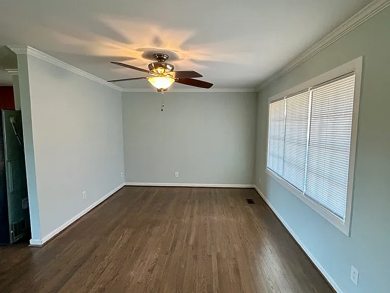 5305 Tabor Ct — Photo 20