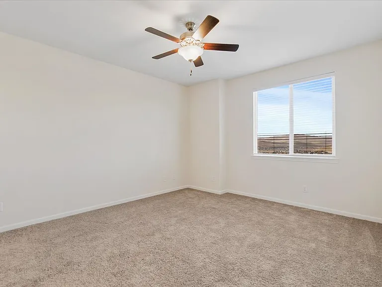 2261 Shady Canyon Dr — Photo 19