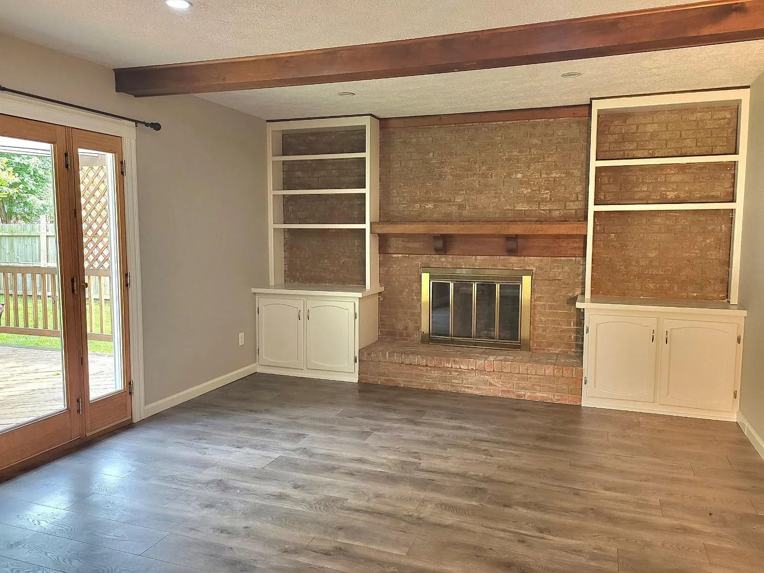 2 bed, 1.5 bath, 1556 sqft, $1,750 — Photo 3
