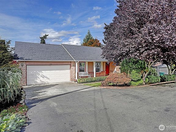 4th image of 335 Heather Drive