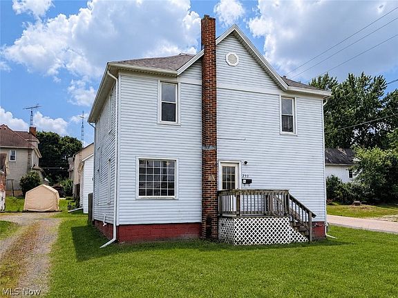 2nd image of 290 W Main St
