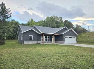 912 Carter Cr, Eveleth, MN 55734