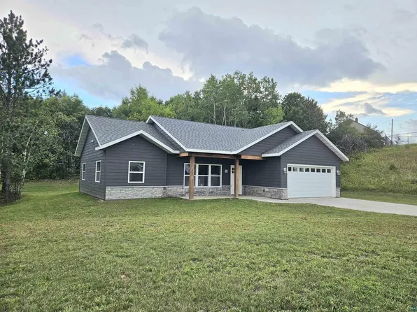912 Carter Cr, Eveleth, MN 55734