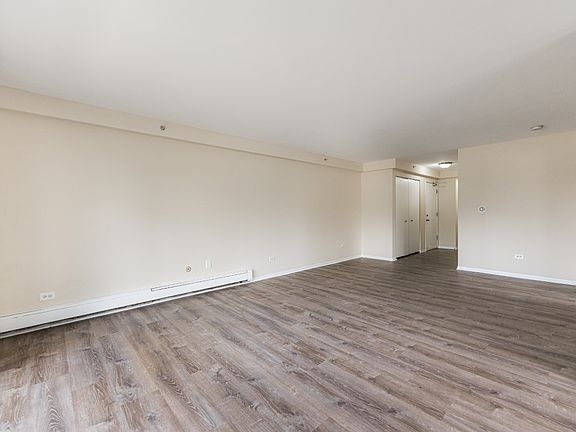 5th image of 9445 Kenton Ave #1