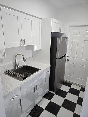 8017 Byron Ave #6 Photo 1