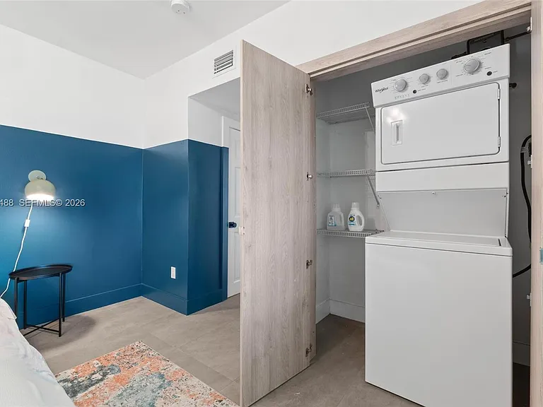 541 NE 62nd St #13 — Photo 21