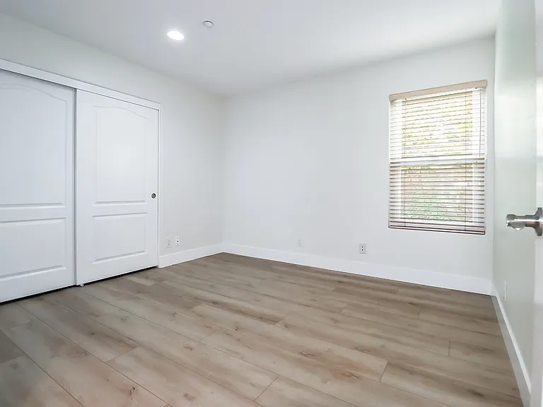 5618 Silver Valley Ave — Photo 28