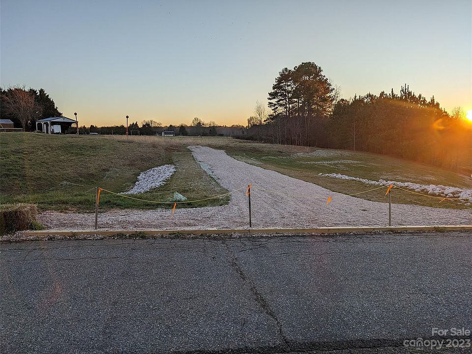 1st image of 267 Margaret Ct Lt 2 & 3