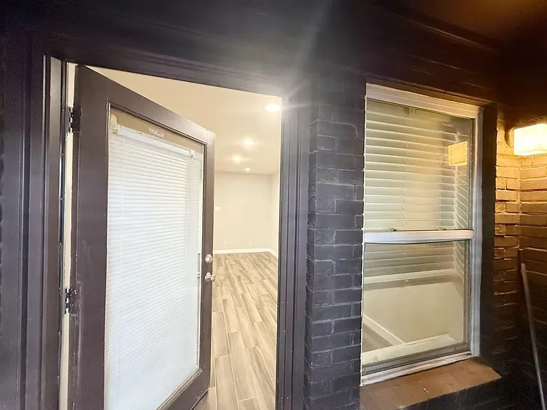2020 S Congress Ave #1106 — Photo 12