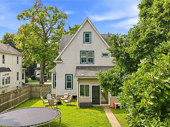 4th image of 811 Alcoma St
