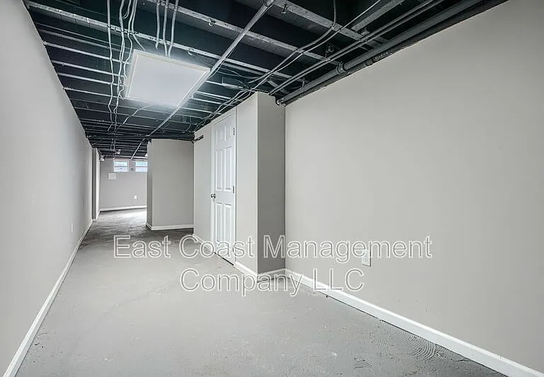 1514 E Federal St — Photo 28