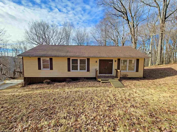 14 Ashwood Ln, Morgantown, WV 26508