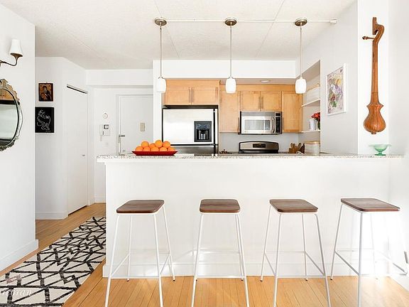 3rd image of 53 Boerum Pl APT 9C