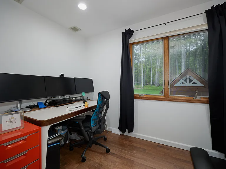 34 Maple Brook Rd — Photo 12