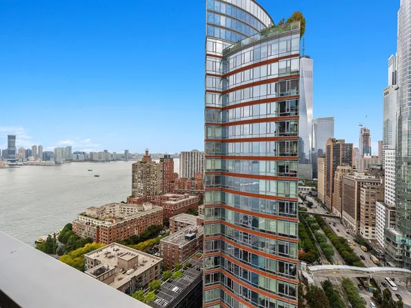 30 West Street 33B image 3 of 10