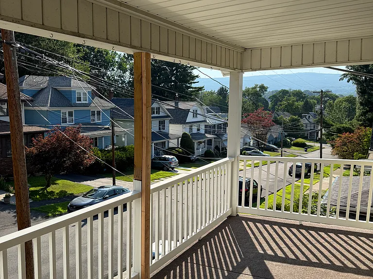 1017 Fairfield St #2 — Photo 6