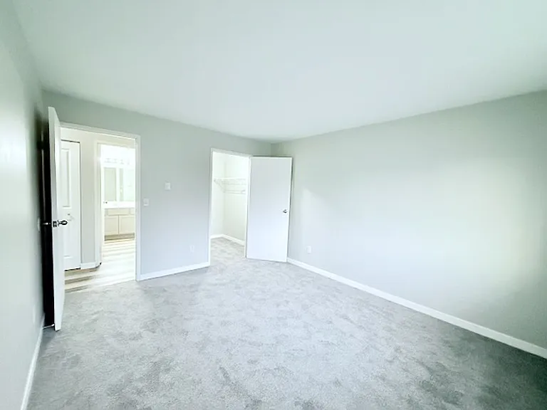 364 N Seymour St #102 — Photo 11