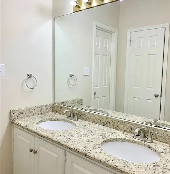 7610 Cumberland Ct — Photo 12