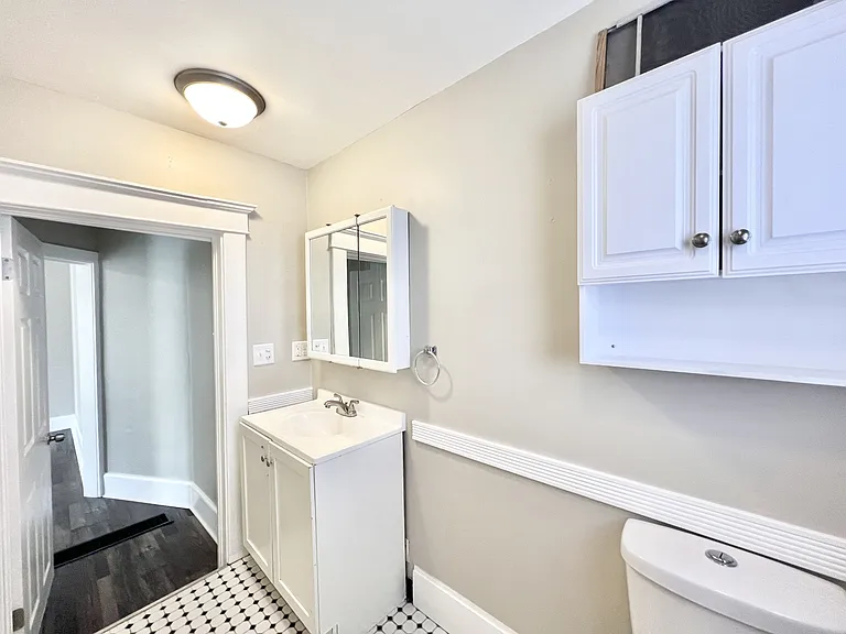 238 Madison St #3 — Photo 10