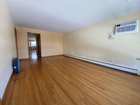 3rd image of 9342 S Kolmar Ave #2