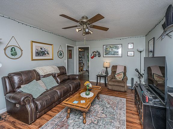 5th image of 704 Marlin Ln